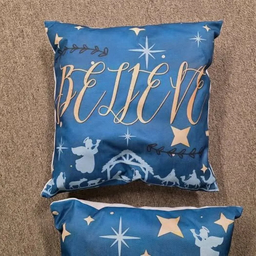 ​Set of 2 Christmas Pillows- 